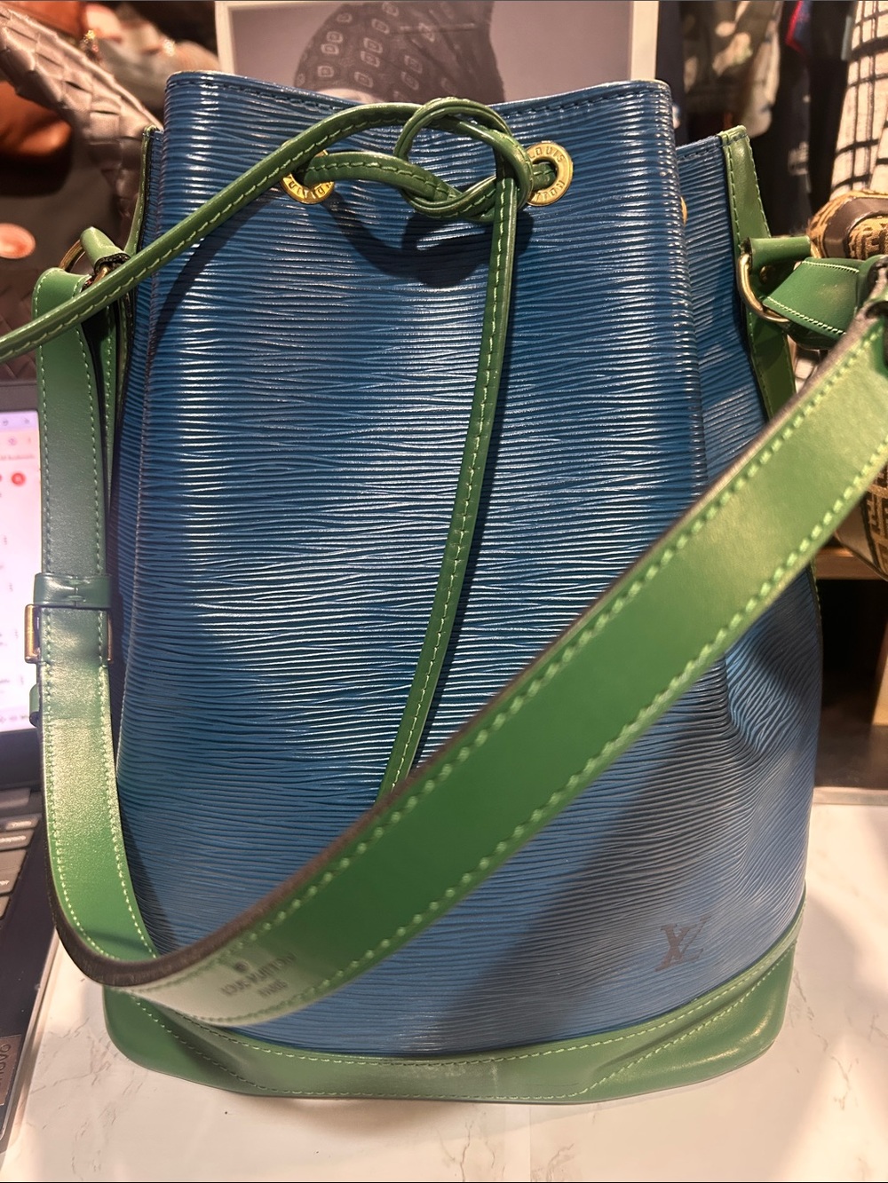 Authentic LV Epi Noé Shoulder Bag Blue Green Leather Vintage